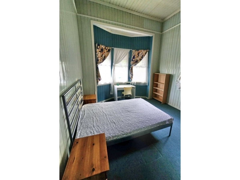 2/38 Lockhart Street, Woolloongabba QLD 4102