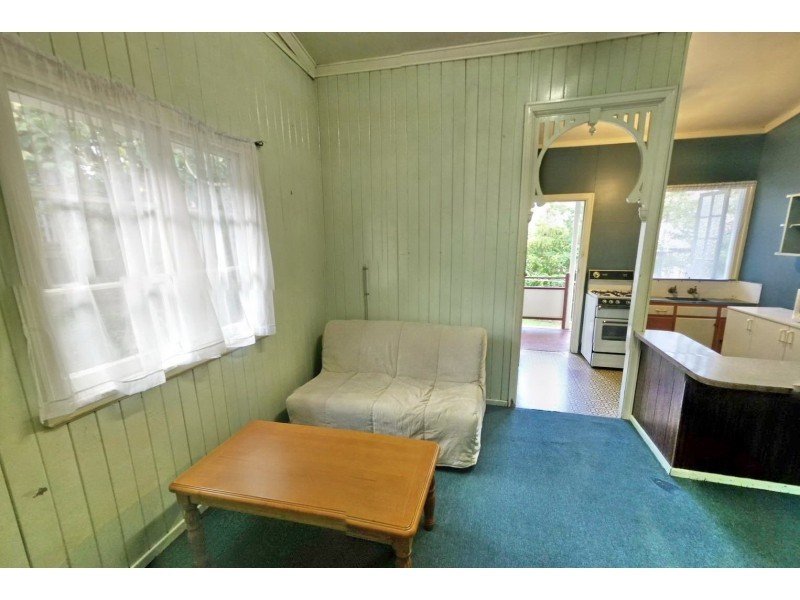 2/38 Lockhart Street, Woolloongabba QLD 4102