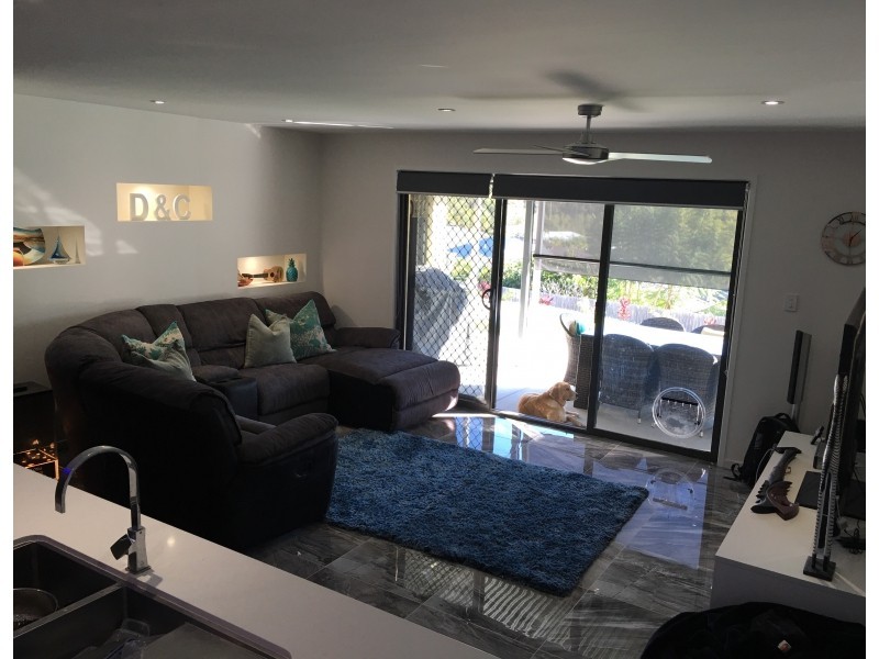 8 Caprice Street, Bonogin QLD 4213