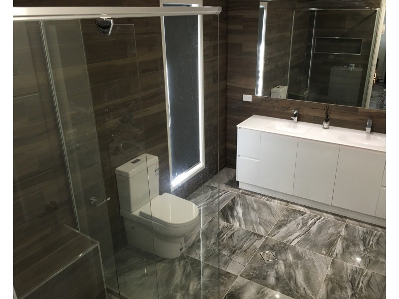 8 Caprice Street, Bonogin QLD 4213