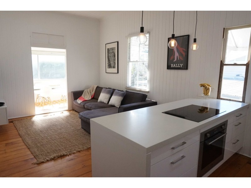 623 Old Cleveland Road, Camp Hill QLD 4152