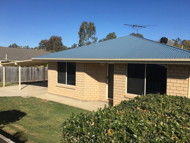 19 Des Arts Place, Wulkuraka QLD 4305