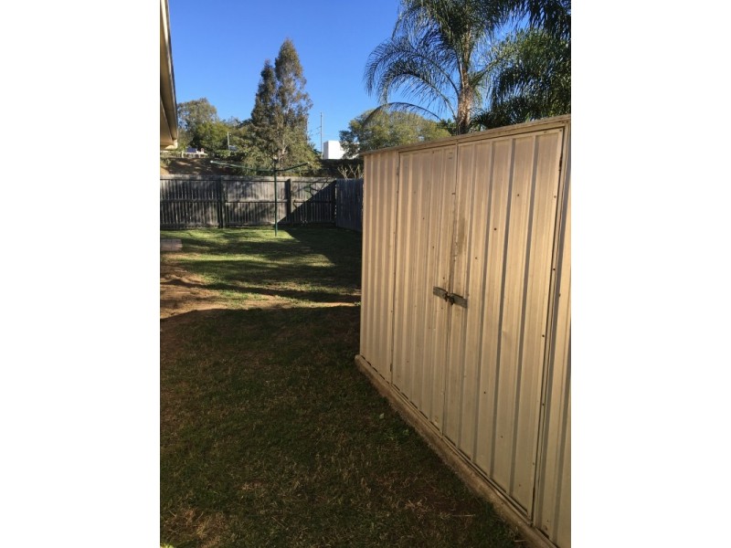 19 Des Arts Place, Wulkuraka QLD 4305