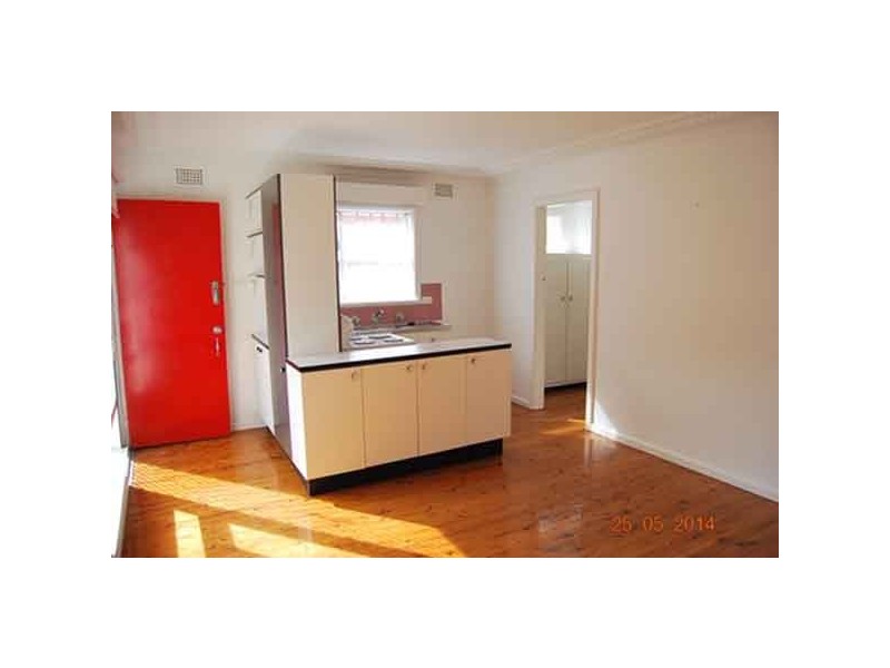 1/4 Charlotte Ave, Marrickville NSW 2204