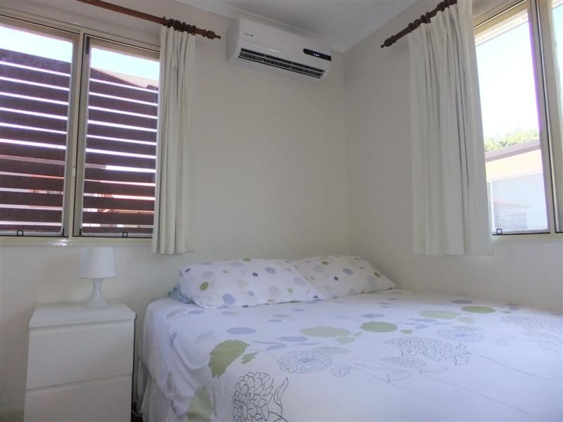 6A Waverley Street, Southport QLD 4215