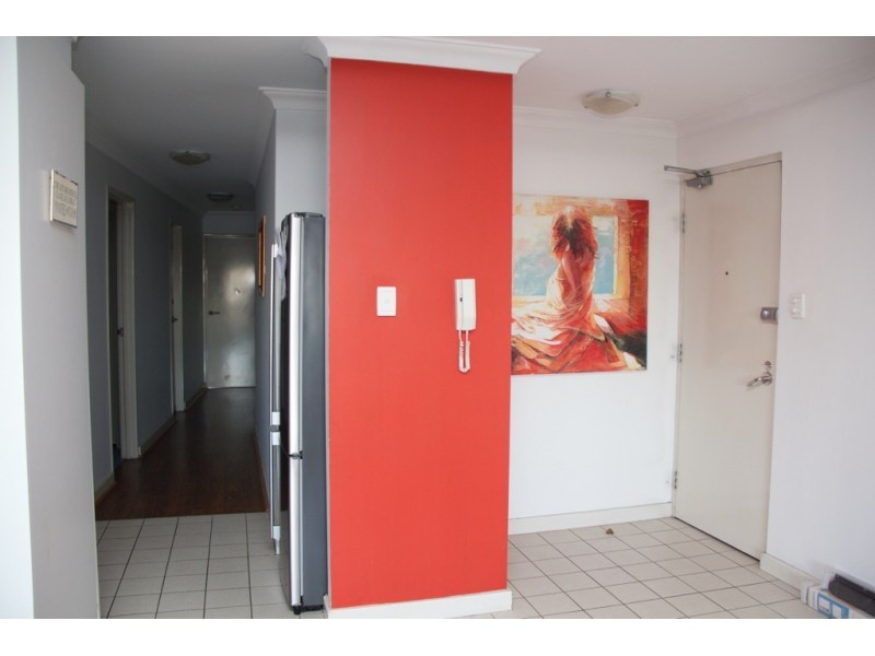 H14/110 Mounts Bay Road, Perth WA 6000