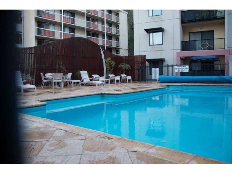 H14/110 Mounts Bay Road, Perth WA 6000