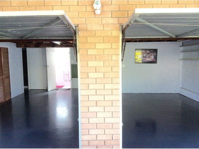 10 Laver Street, Macgregor QLD 4109