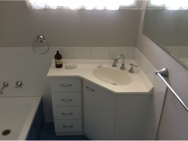 10 Laver Street, Macgregor QLD 4109