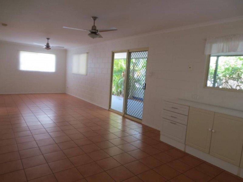 21 Gladstone Street, Eimeo QLD 4740