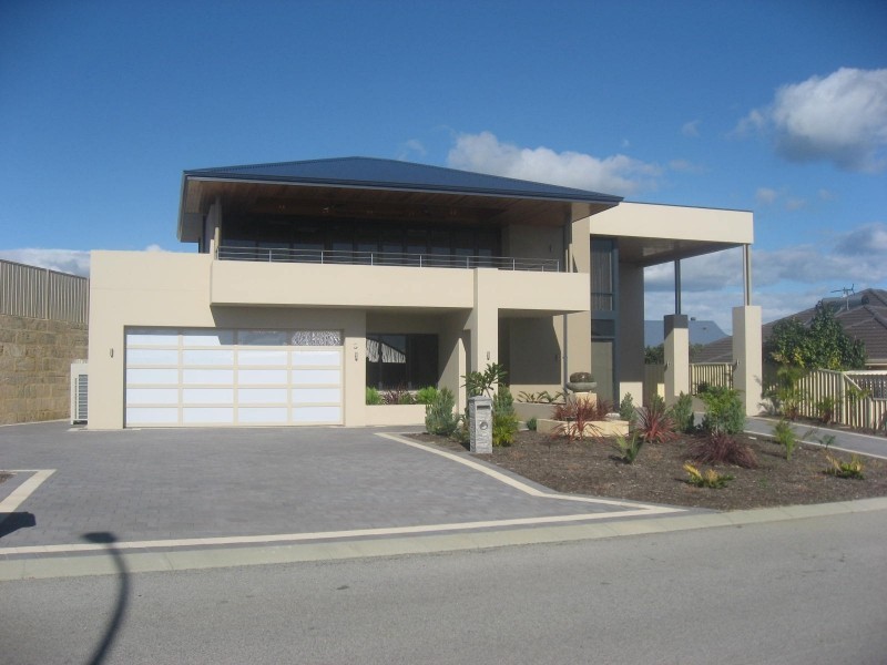 3 Trumpeter Parade, Yanchep WA 6035