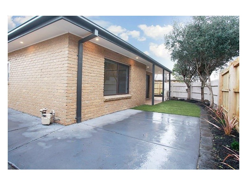 2/2 Wimborne Avenue, Chelsea VIC 3196