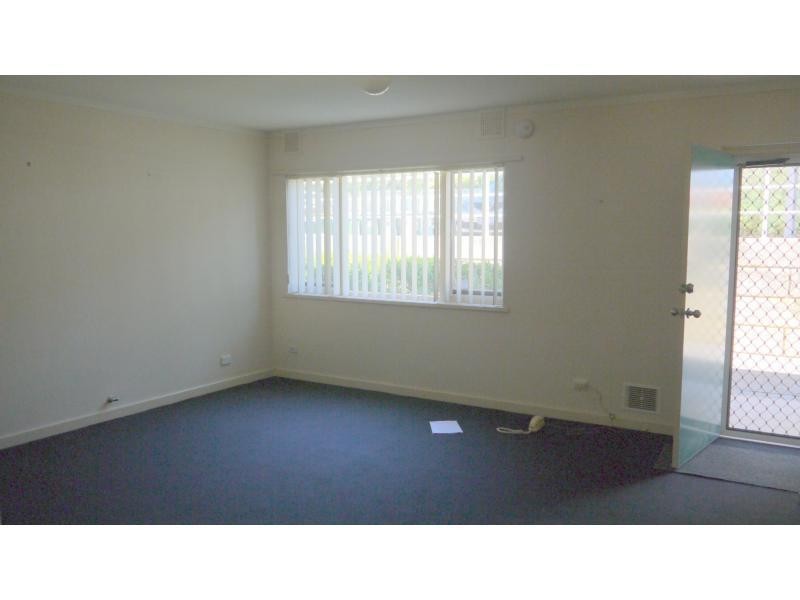 3/32 Pointer Way, Girrawheen WA 6064