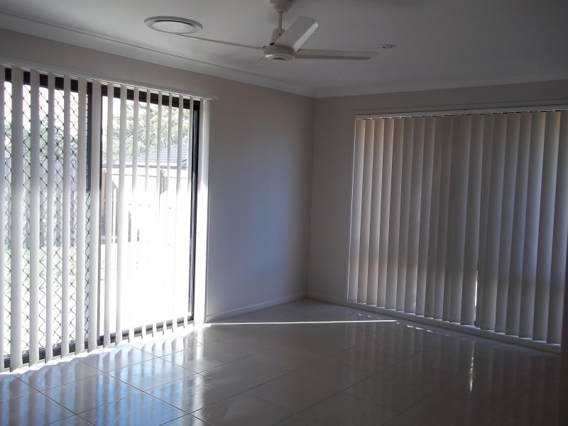 66 Steelwood Street, Heathwood QLD 4110
