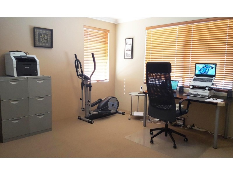 121 Rothesay Heights, Mindarie WA 6030