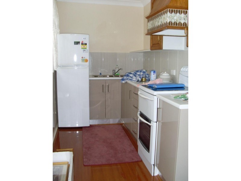 11 Middle Street, Cardiff South NSW 2285