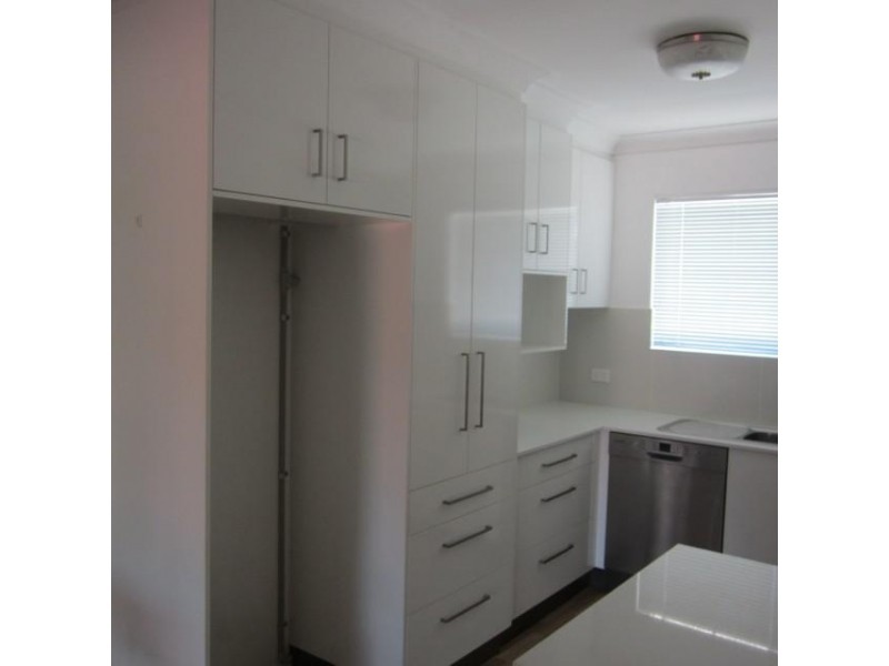 4/209 Juliette Street, Greenslopes QLD 4120