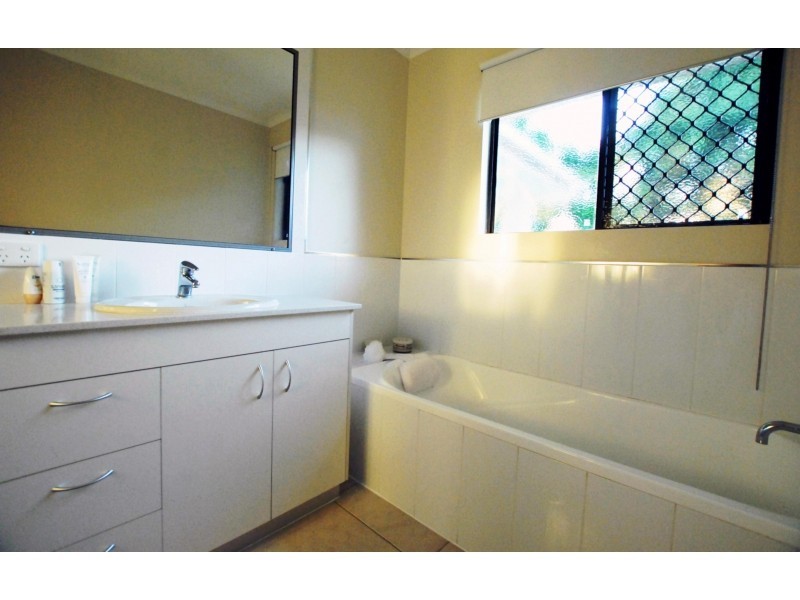 5 Millenium Drive, Sarina QLD 4737