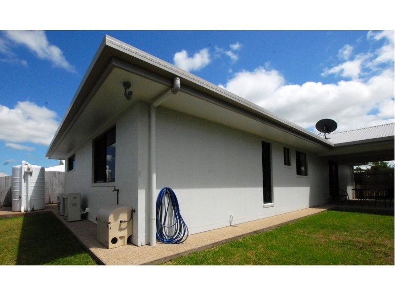 5 Millenium Drive, Sarina QLD 4737
