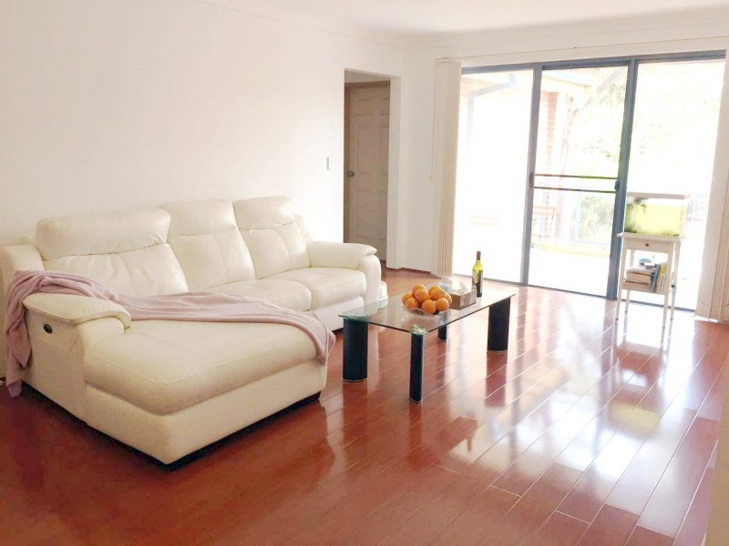 16/8 shaftesbury street, Carlton NSW 2218