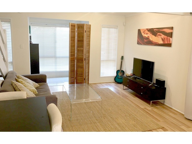 52 Frank Street, Thorneside QLD 4158