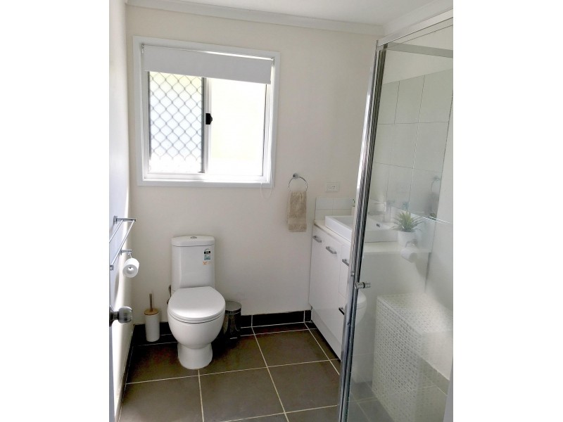 52 Frank Street, Thorneside QLD 4158