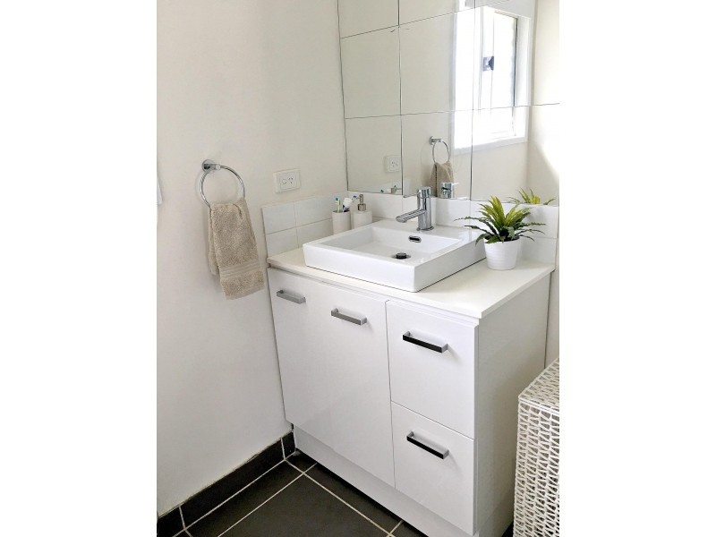 52 Frank Street, Thorneside QLD 4158