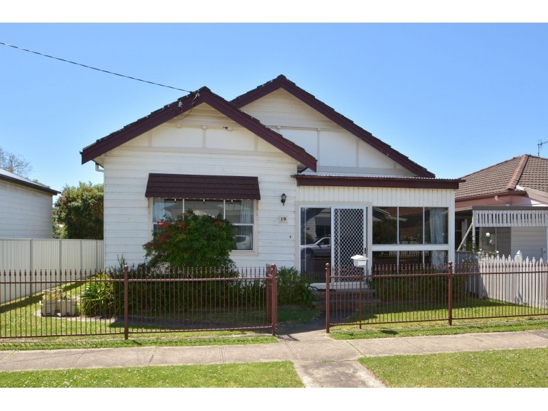 19 Victoria Street, New Lambton NSW 2305
