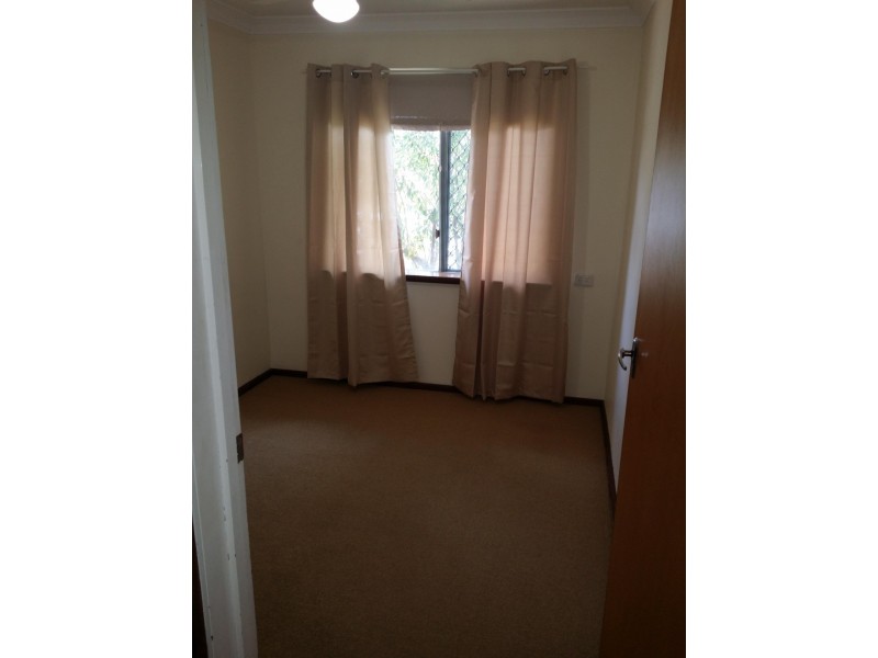 320 Knutsford Avenue, Kewdale WA 6105