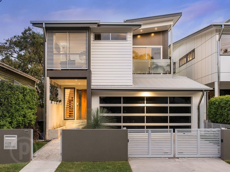 118 Barton Road, Hawthorne QLD 4171