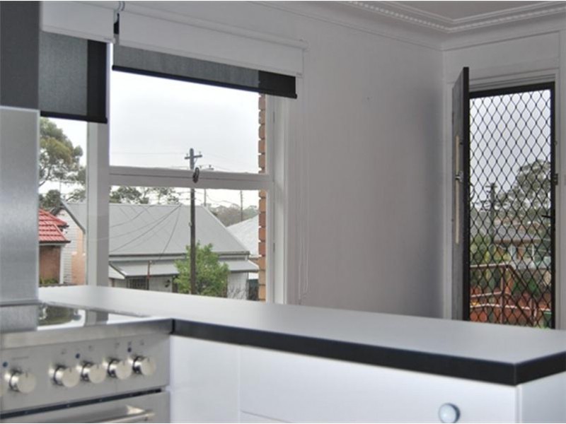 4/4 Charlotte Avenue, Marrickville NSW 2204