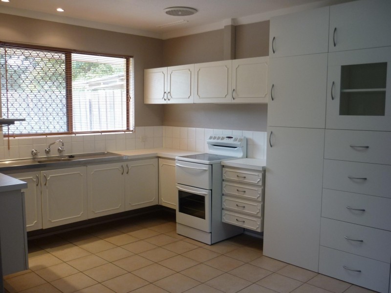 52a Mayflower Crescent, Craigie WA 6025