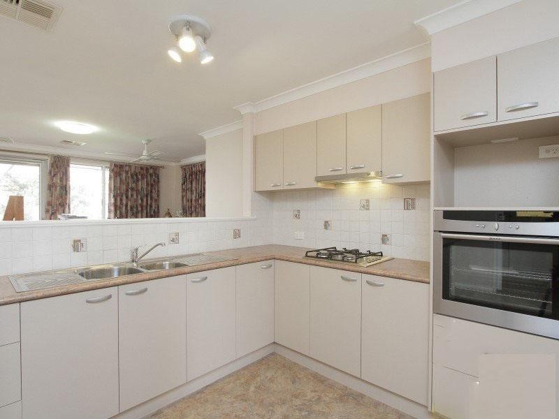 6 Legge Place, Beckenham WA 6107