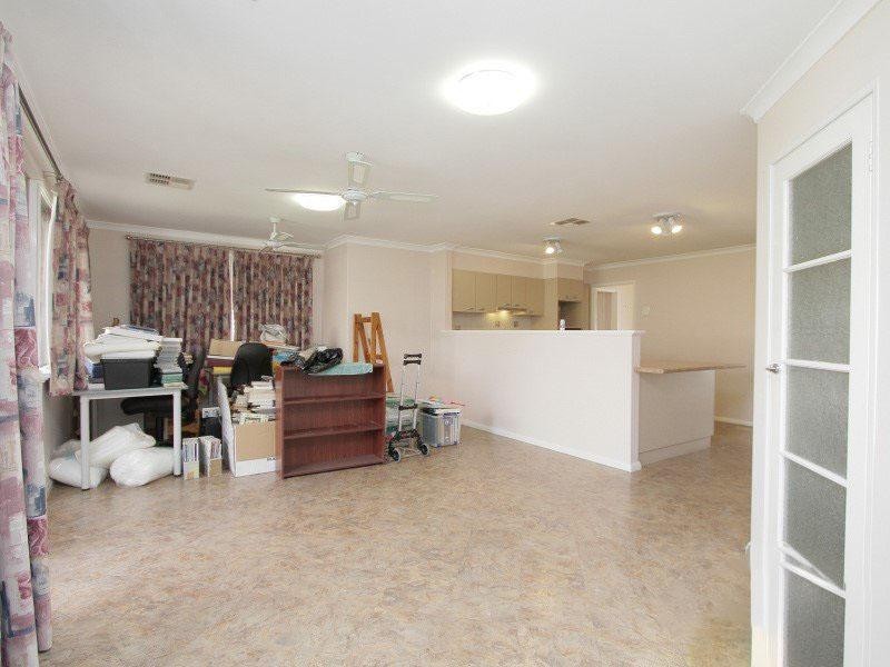 6 Legge Place, Beckenham WA 6107