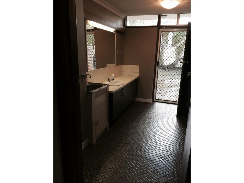 1 Greenacre Street, Dianella WA 6059