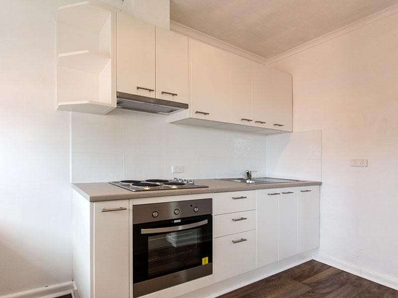 18 Pine Ave, Elwood VIC 3184