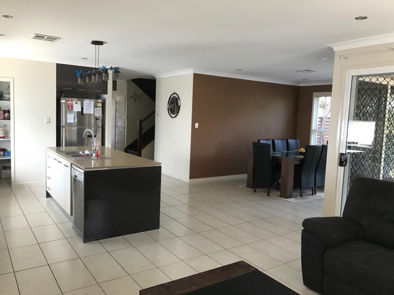 6 Liberty Circuit, North Lakes QLD 4509