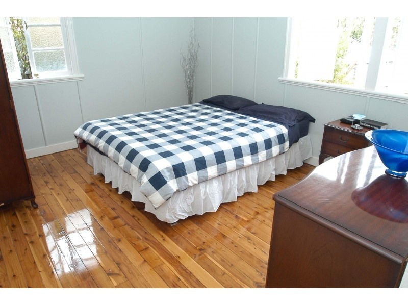 52 Primrose Terrace, Red Hill QLD 4059