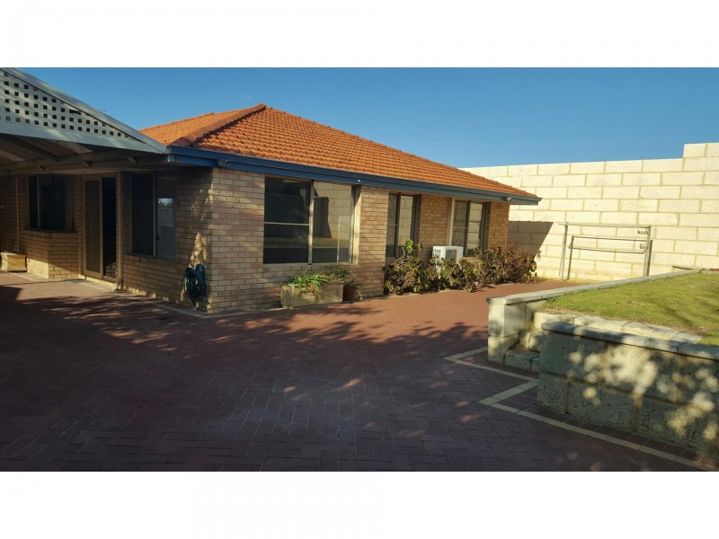 12 Gardiner Heights, Kinross WA 6028