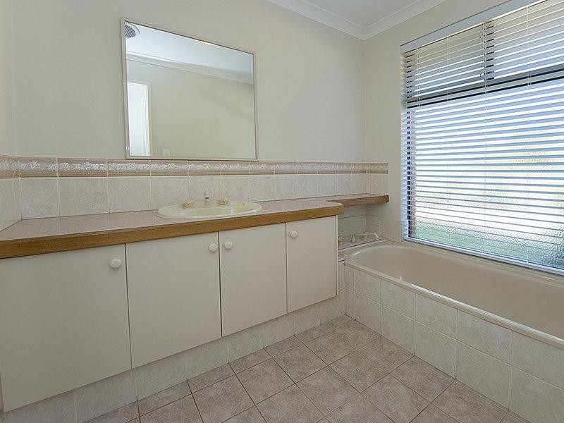 41 Ridgehill Rise, Roleystone WA 6111