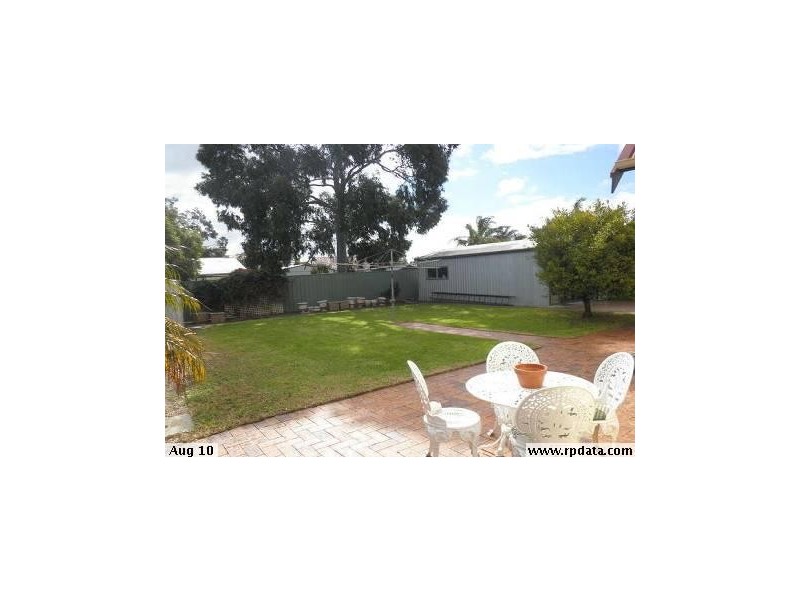 25 Glengyle Terrace, Glandore SA 5037