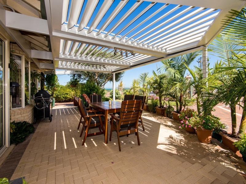 6B The Cove, Coogee WA 6166