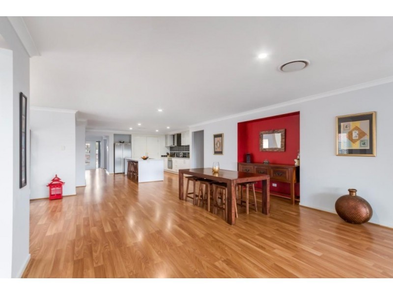 174 Edwards Street, Raceview QLD 4305