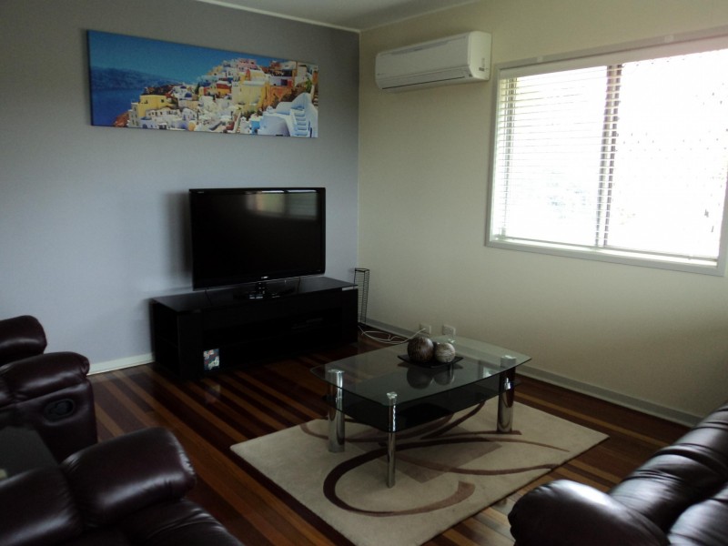 10 Leeside Street, Aspley QLD 4034