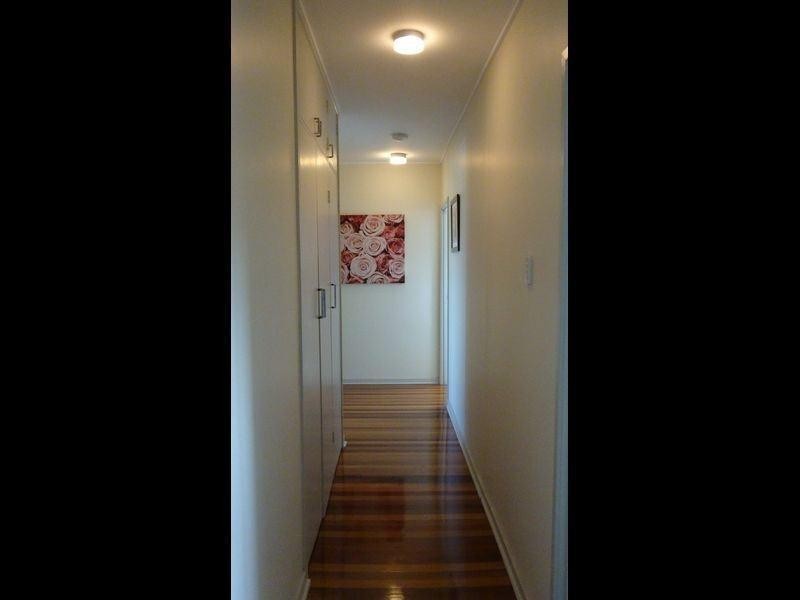 10 Leeside Street, Aspley QLD 4034