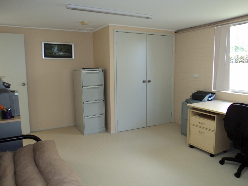 10 Leeside Street, Aspley QLD 4034