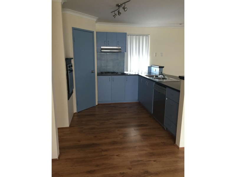 10 Coniston Drive, Ellenbrook WA 6069