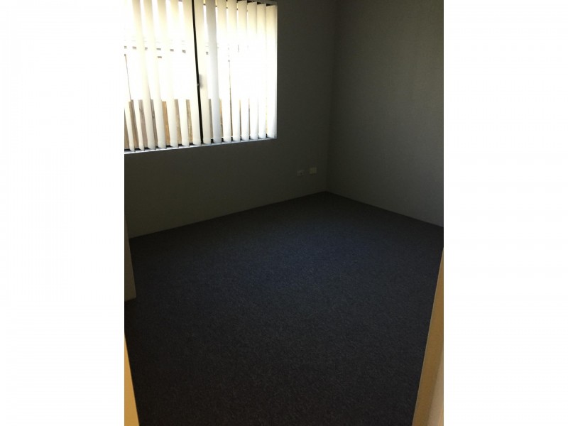 10 Coniston Drive, Ellenbrook WA 6069