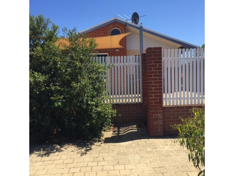 2/163 Lawley Street, Yokine WA 6060