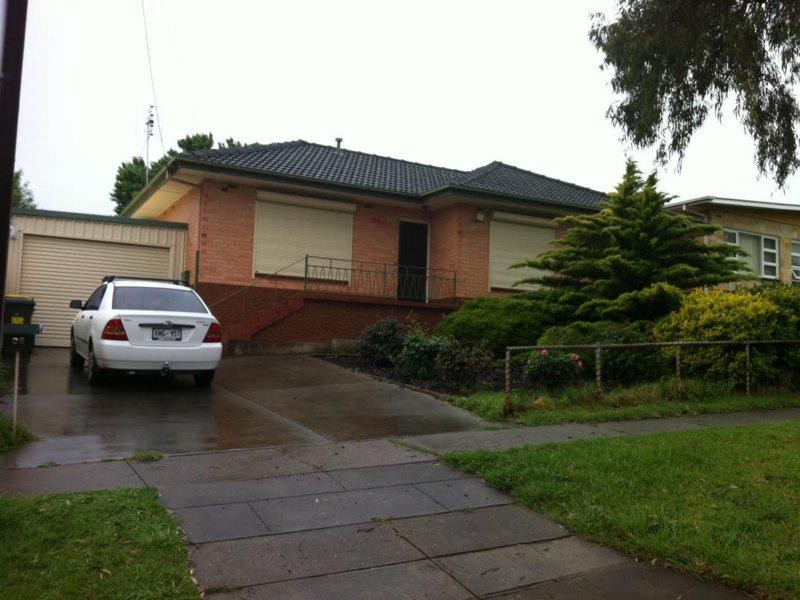 36 Rialto Avenue, Para Hills SA 5096